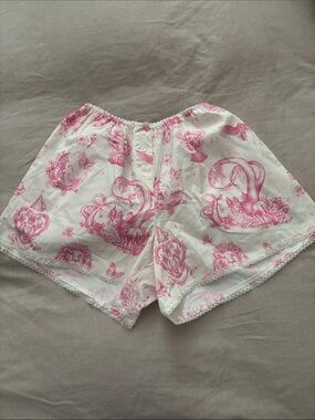 White & Pink Wicked By Katie Kime Print Lounge Shorts